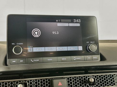 Used 2025 Honda Civic LX image 21