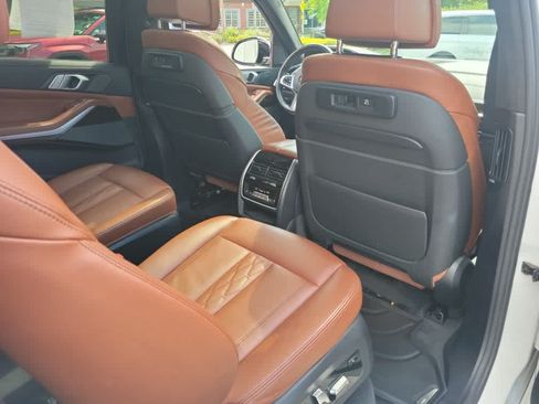 Used 2019 BMW X7 xDrive50i w/ M Sport Package AWD/4WD image 30