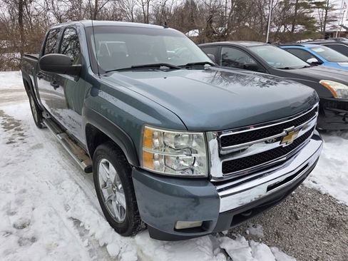 Used 2010 Chevrolet Silverado 1500 LT w/ Power Pack Plus image 3