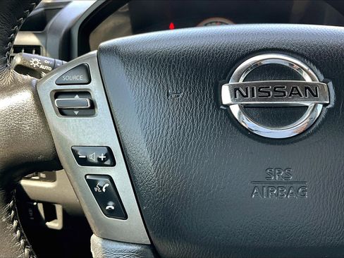 Used 2014 Nissan Titan PRO-4X w/ Pro-4x Luxury Package image 18
