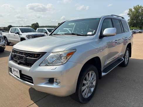 Used 2011 Lexus LX 570 4WD image 7