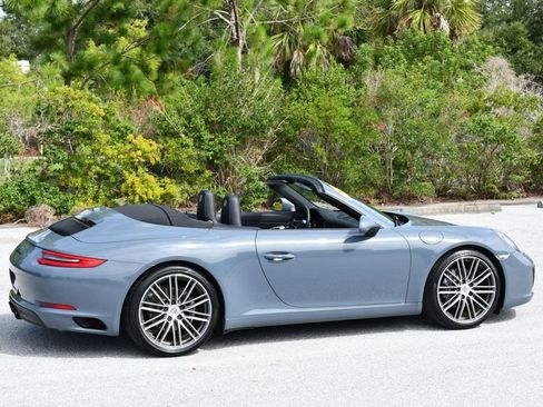 Used 2017 Porsche 911 Carrera image 6