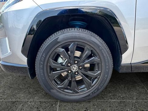 Used 2023 Toyota RAV4 XSE AWD/4WD image 14
