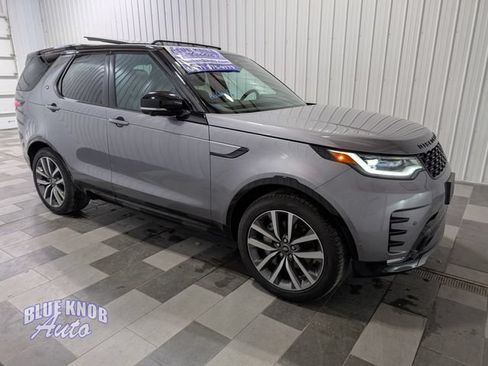 Used 2025 Land Rover Discovery Dynamic SE AWD/4WD image 5