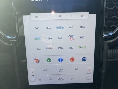 New 2025 Ford Ranger Lariat w/ FX4 Off-Road Package image 31