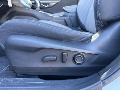 Used 2023 Subaru Outback Premium w/ Popular Package #1 image 12