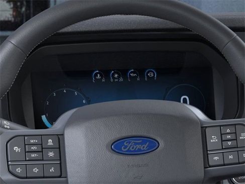 New 2025 Ford F150 Lariat w/ Equipment Group 502A High image 13