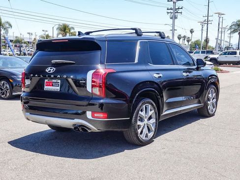Used 2022 Hyundai Palisade Limited w/ Cargo Package AWD/4WD image 4