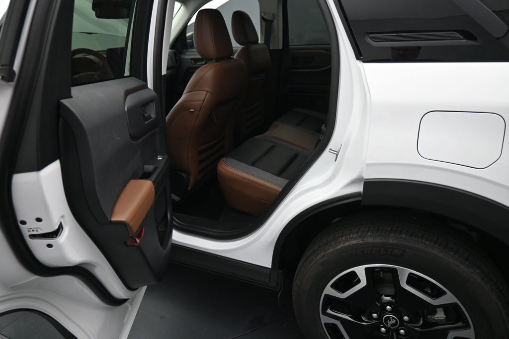 Used 2021 Ford Bronco Sport Outer Banks AWD/4WD image 21