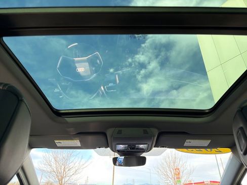 Used 2023 Audi Q4 e-tron Prestige w/ Black Optic Package image 21