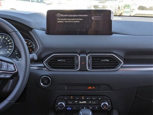 Used 2025 MAZDA CX-5 Carbon Edition image 19