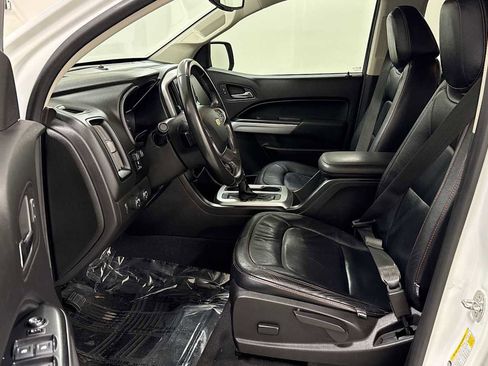 Used 2019 Chevrolet Colorado LT w/ Redline Special Edition image 13