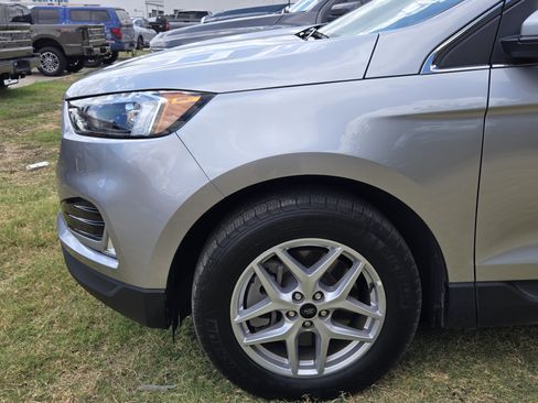 Used 2024 Ford Edge SEL w/ Convenience Package AWD/4WD image 8