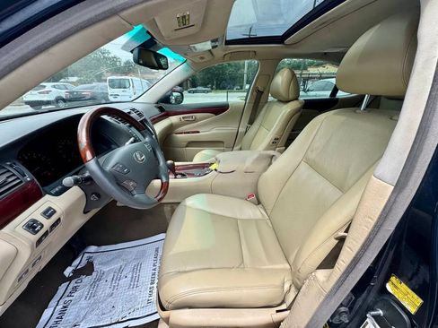 Used 2007 Lexus LS 460 RWD image 15