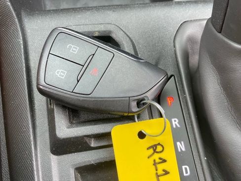 Used 2024 Chevrolet Colorado W/T RWD image 12