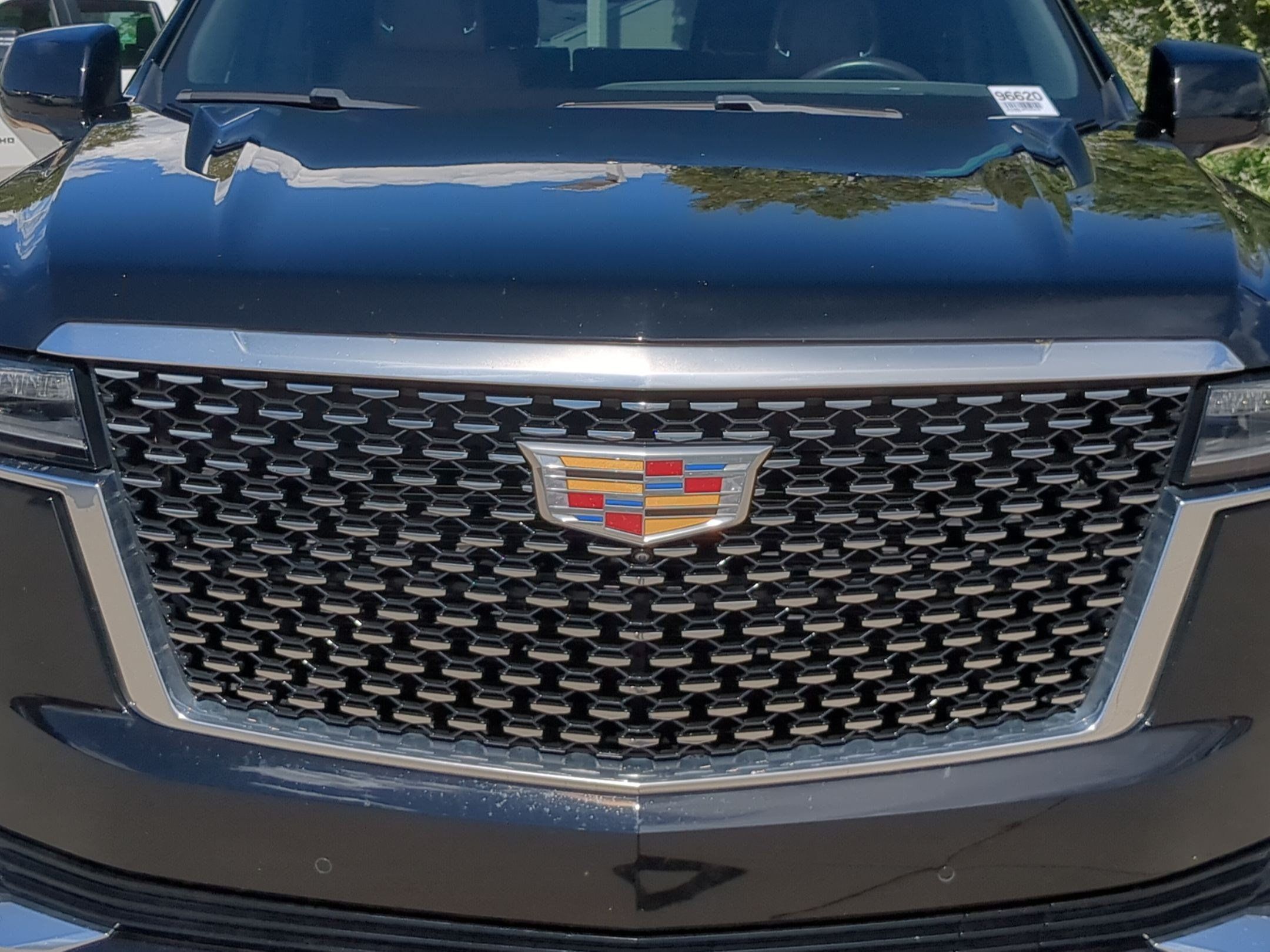 Certified 2023 Cadillac Escalade Premium Luxury AWD/4WD image 10