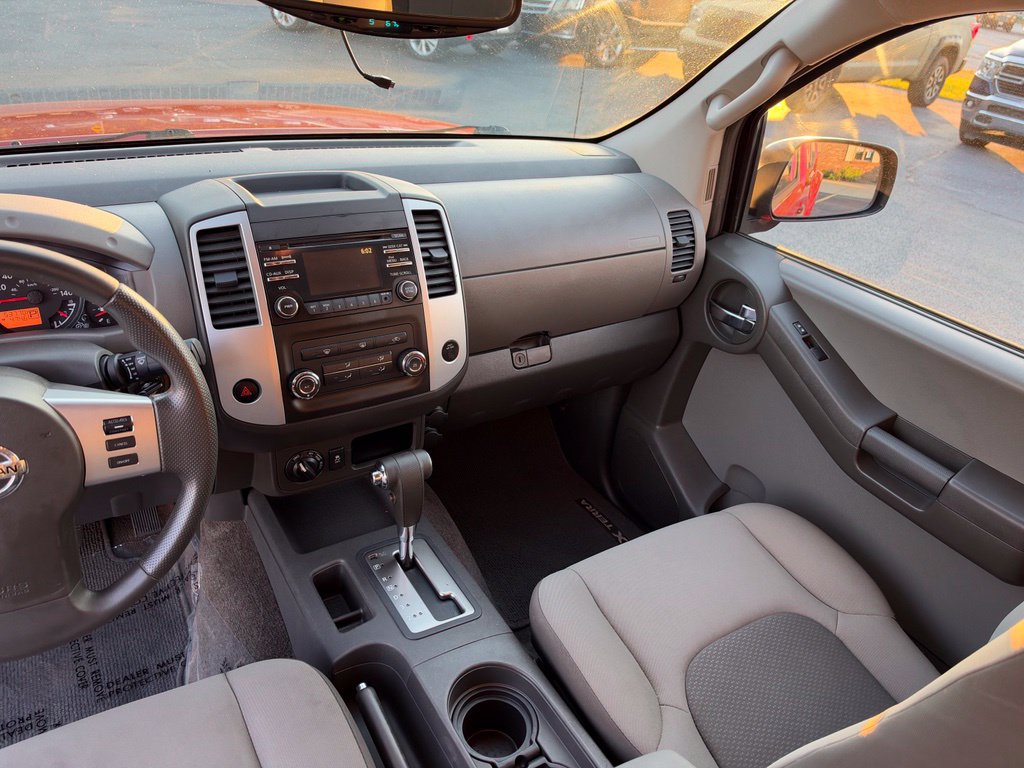 Used 2014 Nissan Xterra S AWD/4WD image 23