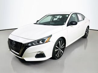 Used 2019 Nissan Altima 2.5 SR video 3