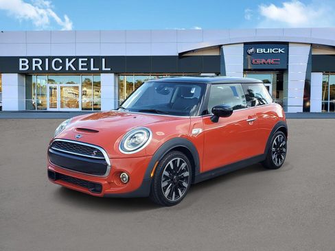 Used 2021 MINI Cooper S FWD image 1
