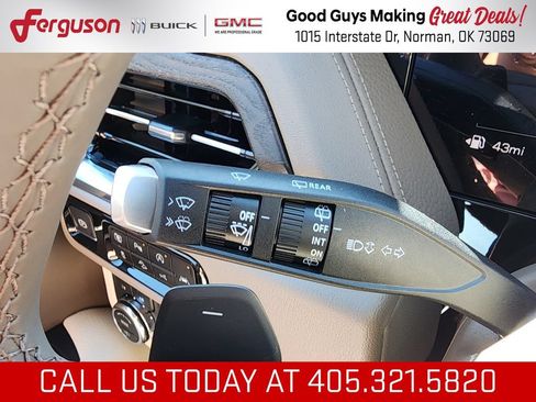 New 2026 GMC Yukon Denali w/ Denali Reserve Package AWD/4WD image 24