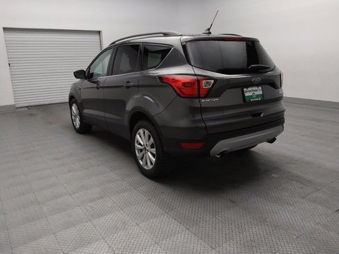 Used 2019 Ford Escape SEL FWD image 5
