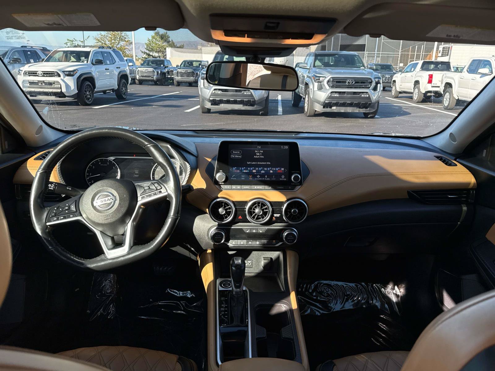 Used 2023 Nissan Sentra SV w/ SV Premium Package FWD image 15