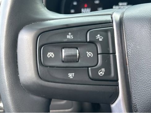 Certified 2024 GMC Yukon XL SLT w/ SLT Premium Package RWD image 30