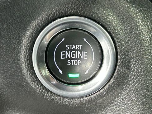 Used 2020 Chevrolet Silverado 1500 High Country image 24