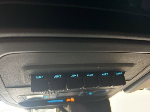 Used 2024 Ford Bronco Big Bend image 7