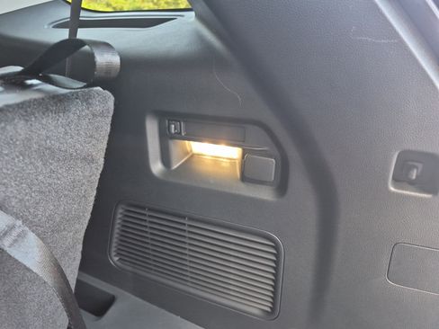 New 2026 Ford Explorer Active w/ Active Comfort Package image 17