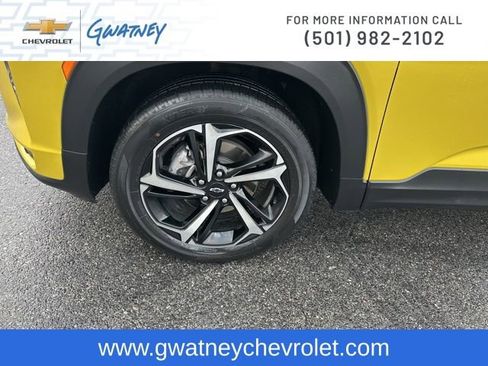 Used 2023 Chevrolet TrailBlazer RS w/ Convenience Package image 9