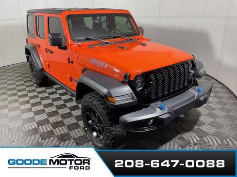 Used 2023 Jeep Wrangler Unlimited w/ Cold Weather Group AWD/4WD image 1