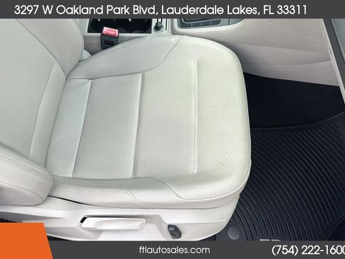 Used 2015 Volkswagen Golf TDI S FWD image 37