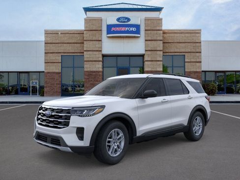 New 2026 Ford Explorer Active RWD image 2