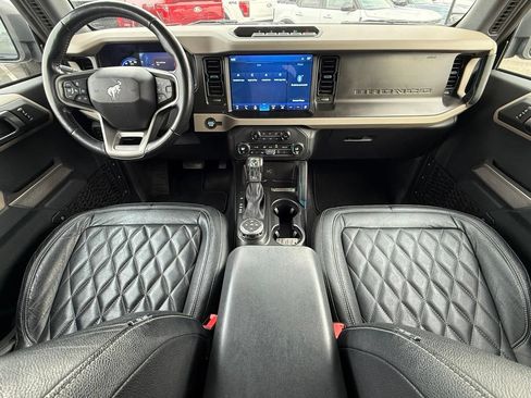 Used 2023 Ford Bronco Wildtrak AWD/4WD image 21