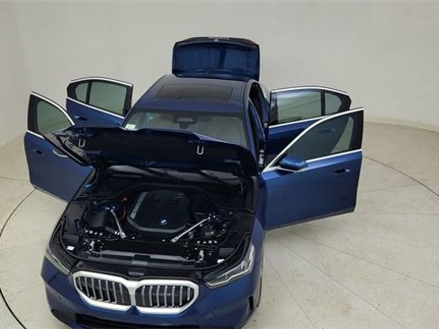 Used 2025 BMW 540i xDrive image 83