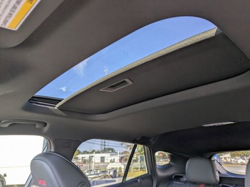 New 2026 Chevrolet Trax RS image 17