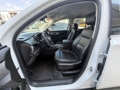 Used 2021 Chevrolet Traverse LT w/ LT Premium Package AWD/4WD image 19