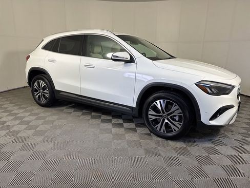 Certified 2025 Mercedes-Benz GLA 250 4MATIC image 7