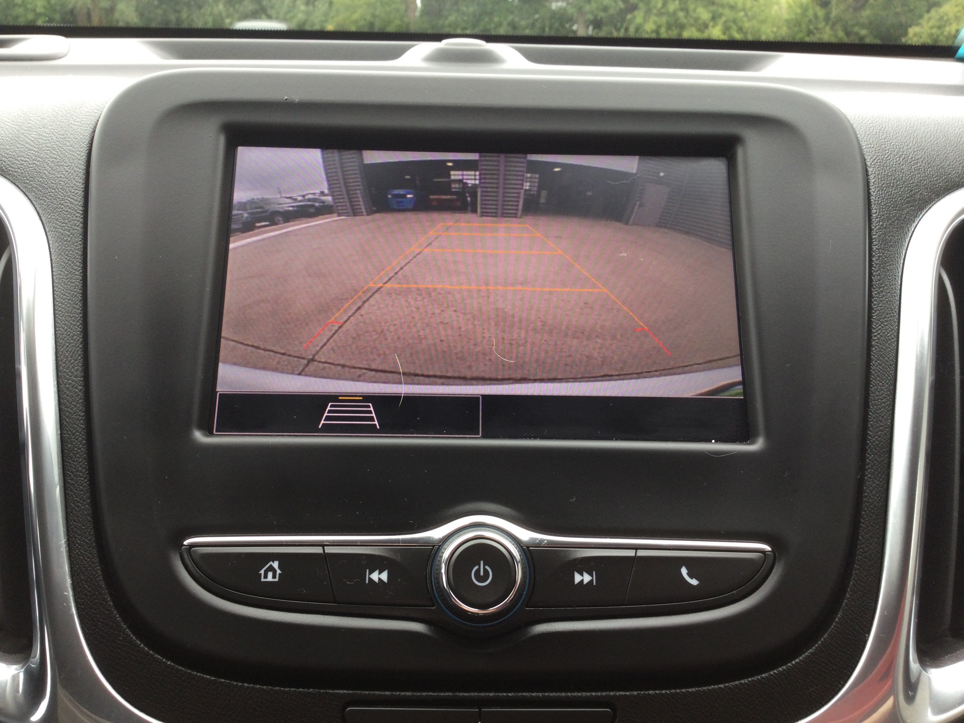 Used 2024 Chevrolet Equinox LT FWD image 11