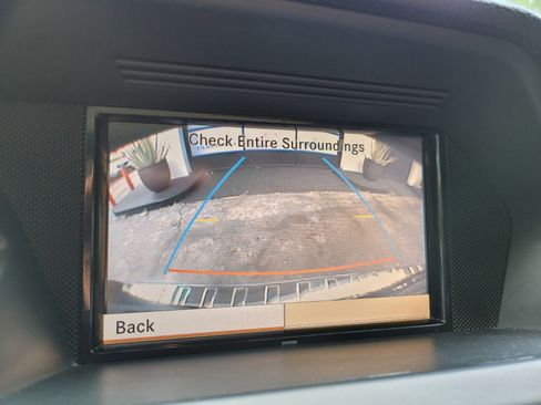 Used 2012 Mercedes-Benz GLK 350 4MATIC image 24