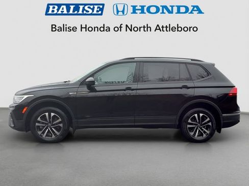 Used 2022 Volkswagen Tiguan S image 2