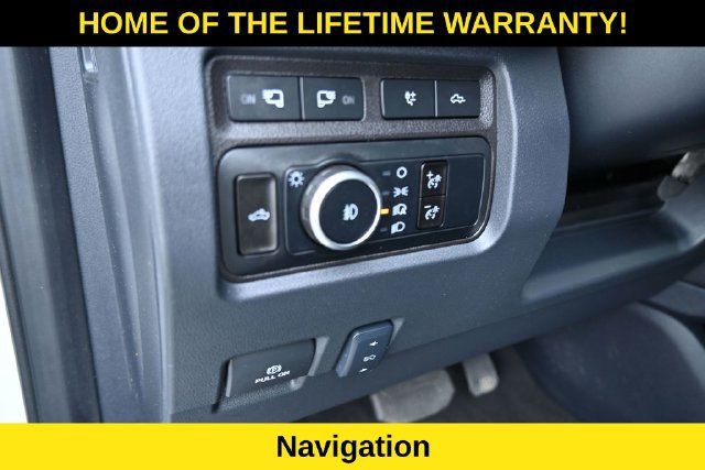 Used 2024 Ford F350 Platinum w/ FX4 Off-Road Package AWD/4WD image 7