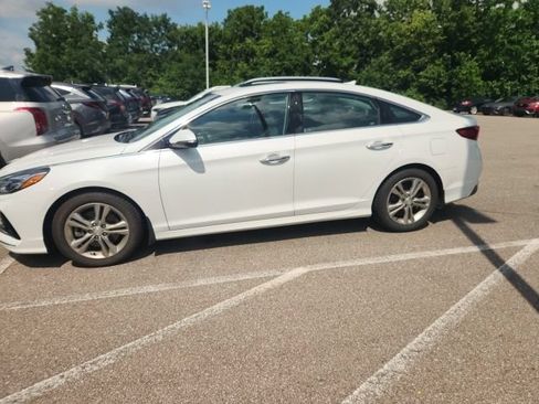 Used 2018 Hyundai Sonata Limited w/ Limited Ultimate Package 03 FWD image 16