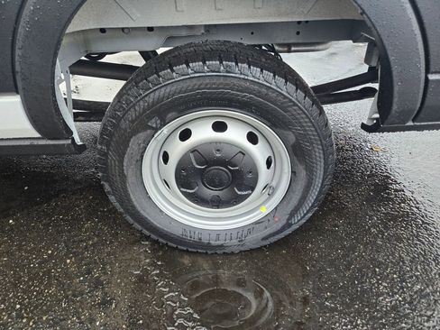 New 2026 Ford Transit 250 148 Medium Roof image 9