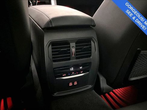 Used 2022 BMW M440i Coupe image 31