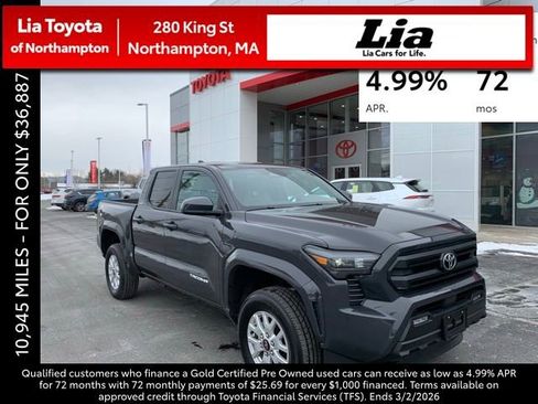 Used 2025 Toyota Tacoma SR5 image 1