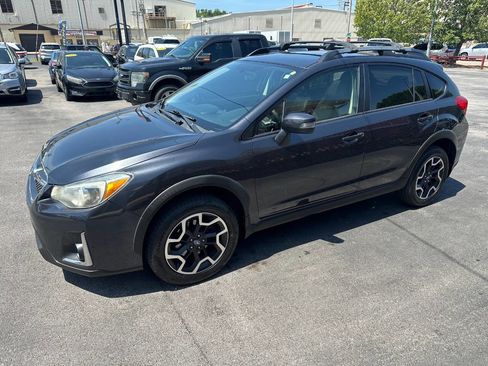 Used 2016 Subaru Crosstrek 2.0i Limited image 17