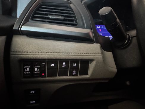 Used 2020 Honda Odyssey EX-L image 16