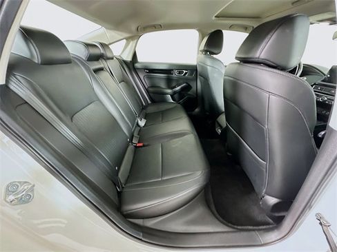 Certified 2024 Honda Civic Touring image 7